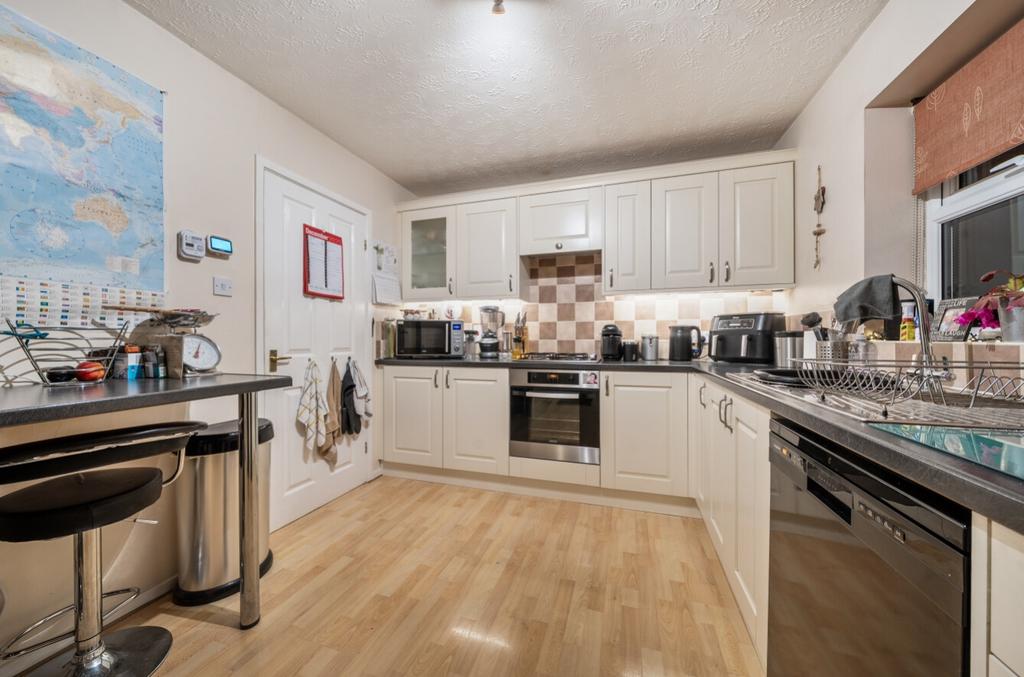 1388050-5-693b31c4508df-ARW