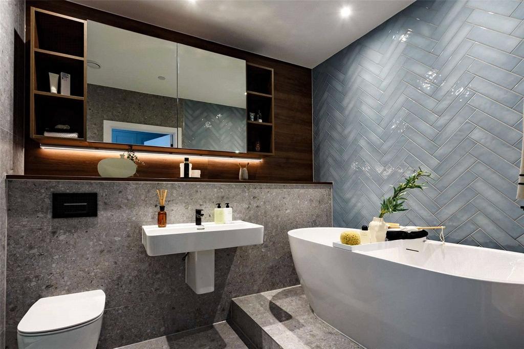 Show Apartment