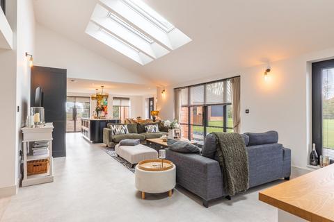 undefined, Beautiful Barn Conversion in Stibbard