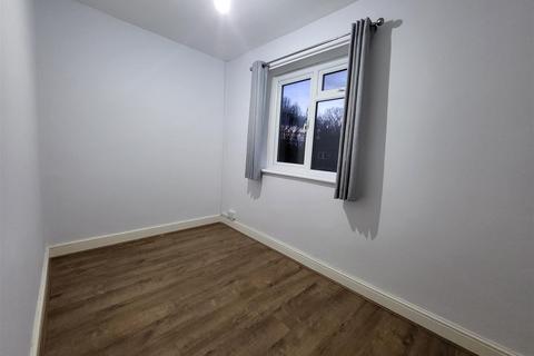 undefined, Ampleforth Road, London