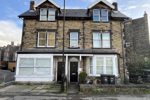 3 bedroom apartment for sale, Dragon Road, Harrogate, North Yorkshire, HG1