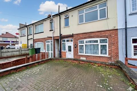 undefined, Dunstable Road, Luton, Bedfordshire, LU4 0HW