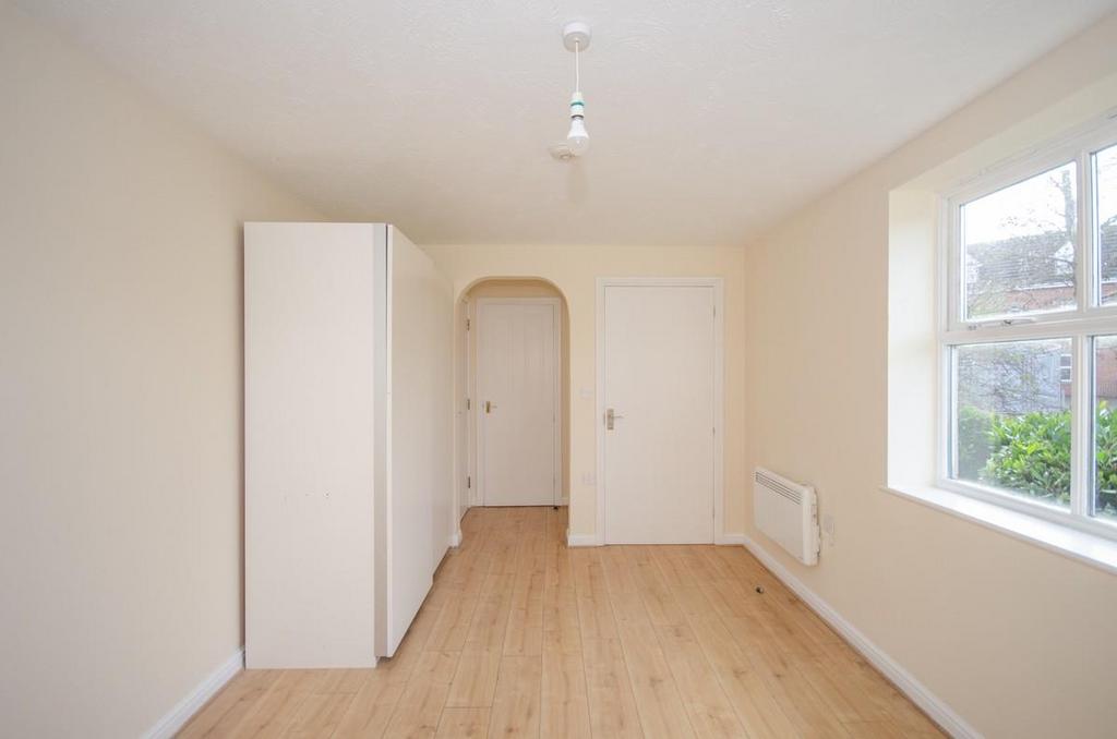 Bedroom one pic 2.jpg