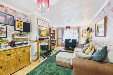 undefined, Severn Drive, Kings Heath, NN5 7LW