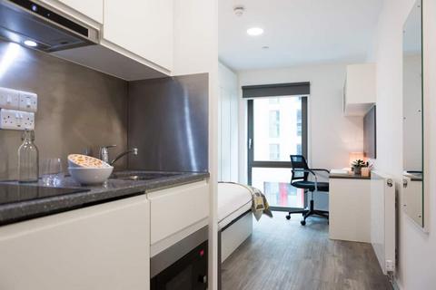 undefined, Holloway Road