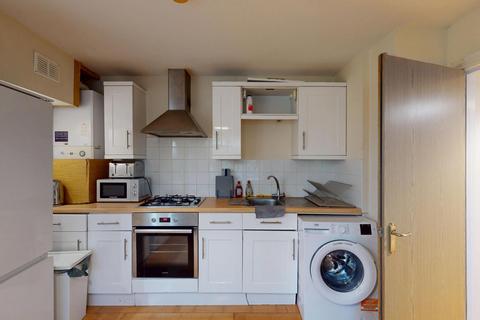 undefined, Laugan Walk