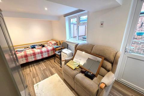 undefined, King Street, Sandy SG19