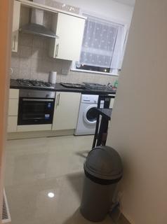 2 bedroom flat to rent, Barking Road, London E16