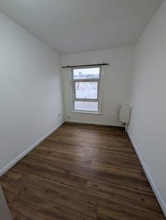 2 bedroom flat to rent, Barking Road, Canning Town E16