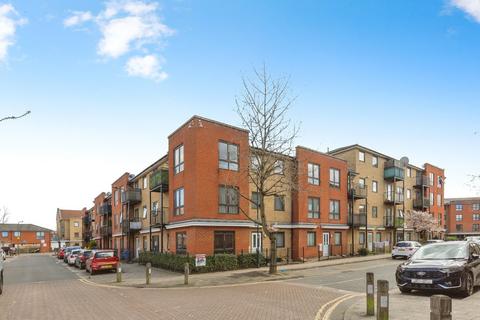 2 bedroom flat for sale, Hirst Crescent, Wembley HA9