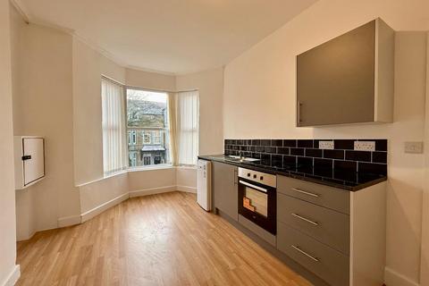 1 bedroom flat to rent, Westminster Road, Morecambe