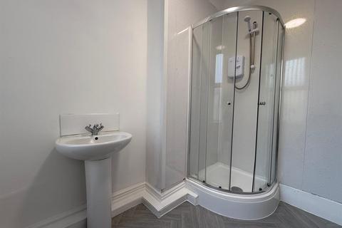 1 bedroom flat to rent, Westminster Road, Morecambe
