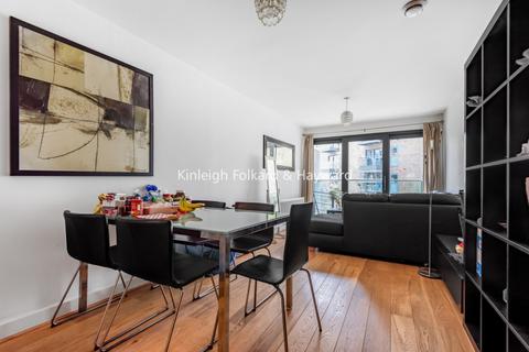 undefined, Montreal House, Surrey Quays, London, SE16