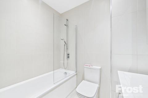 undefined, High Street, Feltham, TW13