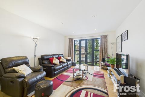 undefined, High Street, Feltham, TW13