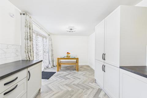 4 bedroom detached house for sale, Cranesbill Way, Aylesbury HP22