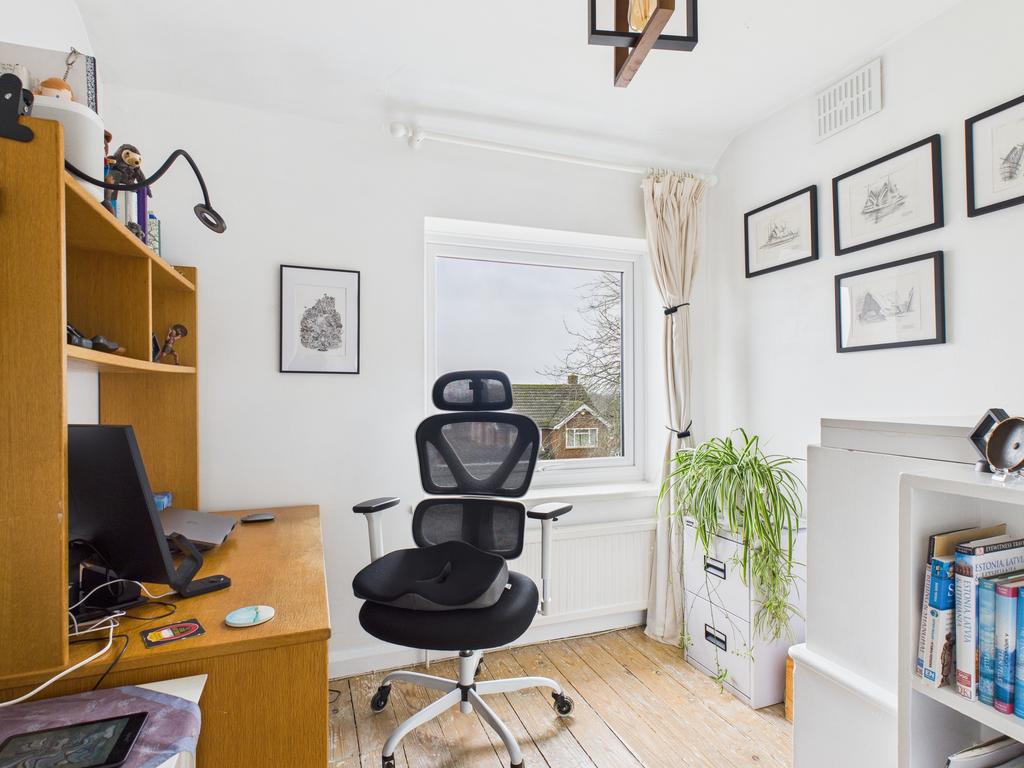 18. cam01984 g0 pr0536 still019