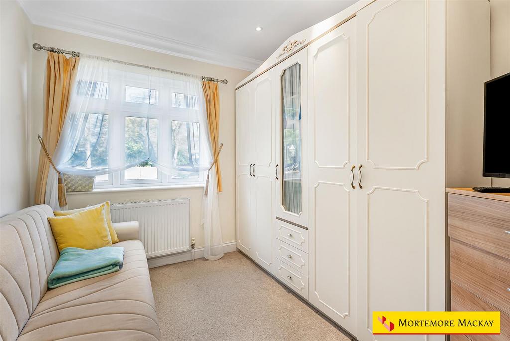 25 69101 watermarked.jpg