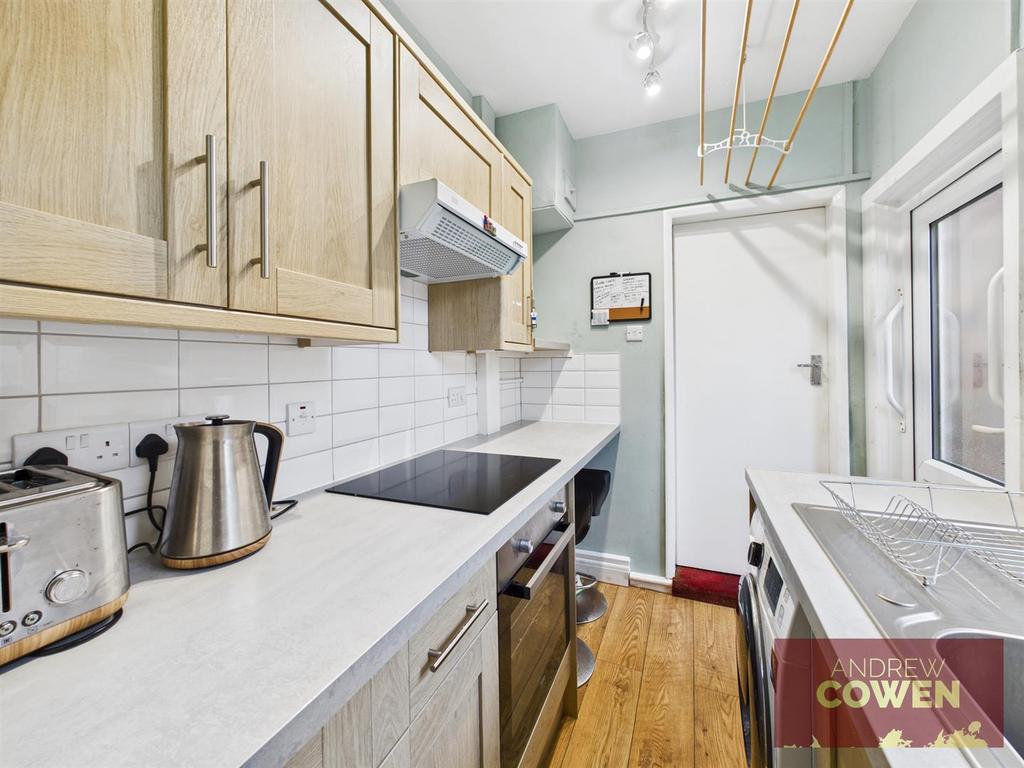 CAM05382 G0-PR0083-STILL001.jpg