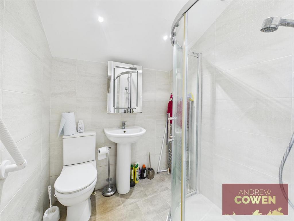 CAM05382 G0-PR0083-STILL013.jpg