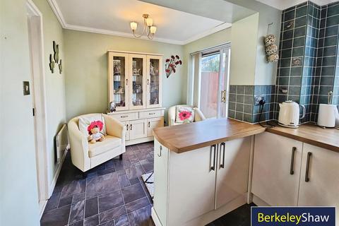3 bedroom semi-detached house for sale, Hodder Avenue, Liverpool L31