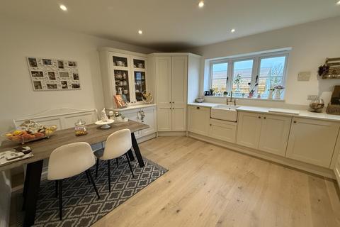 undefined, Compton Mews, Somerton