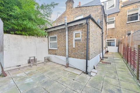 undefined, Plough Road, Clapham Junction, Battersea, London, SW11