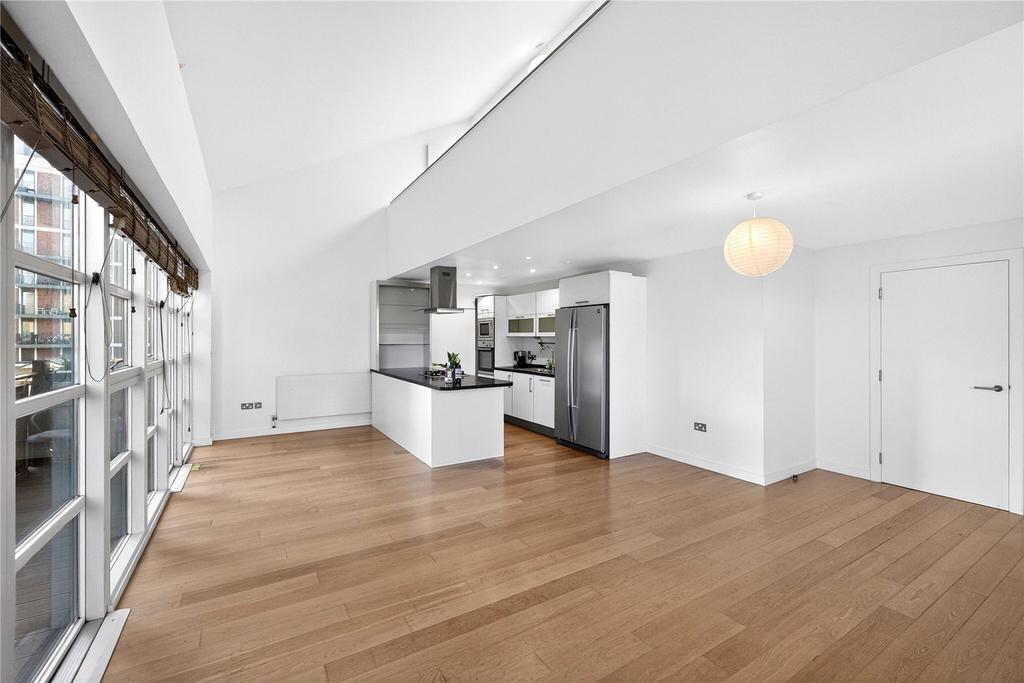 Reception/Kitchen
