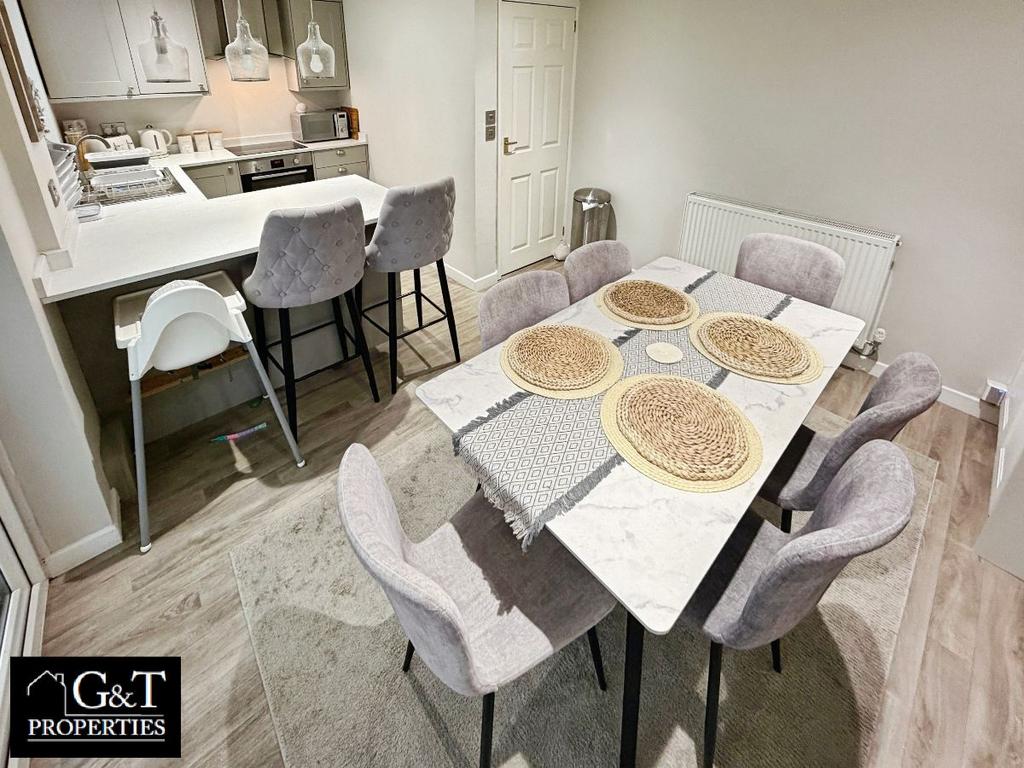Open plan dining