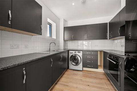 undefined, Kelvin Gate, Berkshire RG12