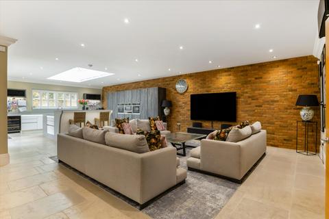 5 bedroom detached house for sale, Chilbolton Avenue, Winchester, Hampshire, SO22
