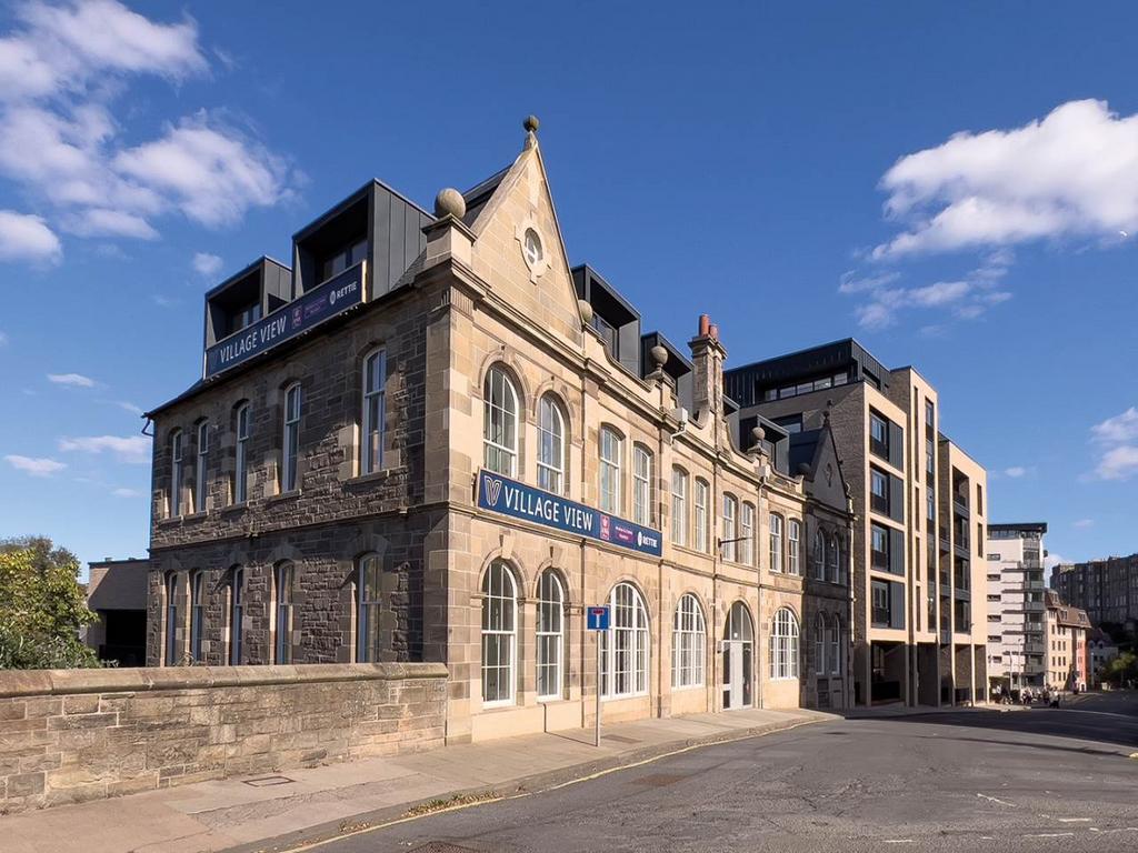 Douglas House Mid Bl