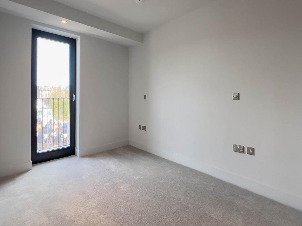 VV-Mid-Apartment 12-