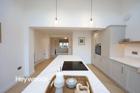 3 bedroom detached house for sale, Burrington Drive, Trentham, Stoke-on-Trent, Staffordshire