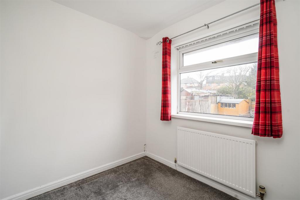 36 Silverton Crescent 8.jpg