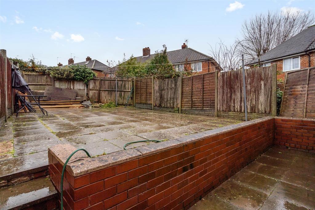 36 Silverton Crescent 14.jpg