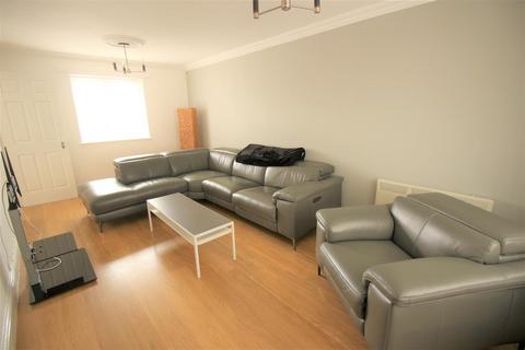 2 bedroom flat to rent, 4 Burroughs Gardens, Liverpool L3