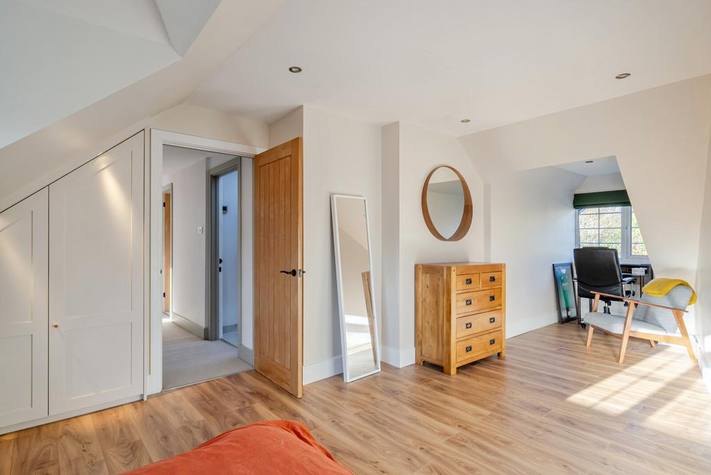 1387842-15-693acf...