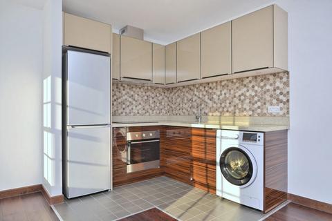 undefined, King Henry Terrace, Sovereign Court, Wapping, London, E1W