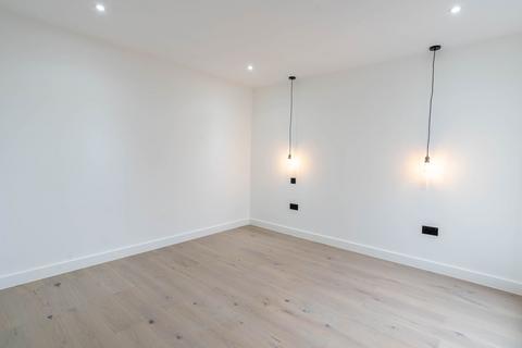 undefined, Clinton Road, Forest Gate, E7
