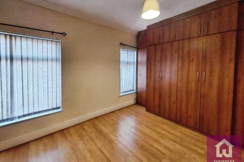 3 bedroom end of terrace house for sale, Graham Road, Salford, M6
