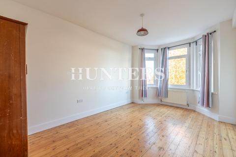 2 bedroom flat to rent, Naylor Road, London, N20