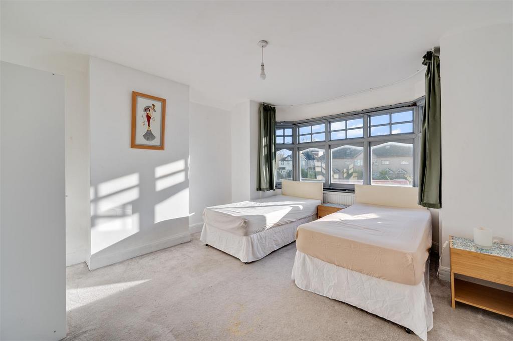 Daniels Norbreck Gardens, Hanger Lane, NW10 006 -