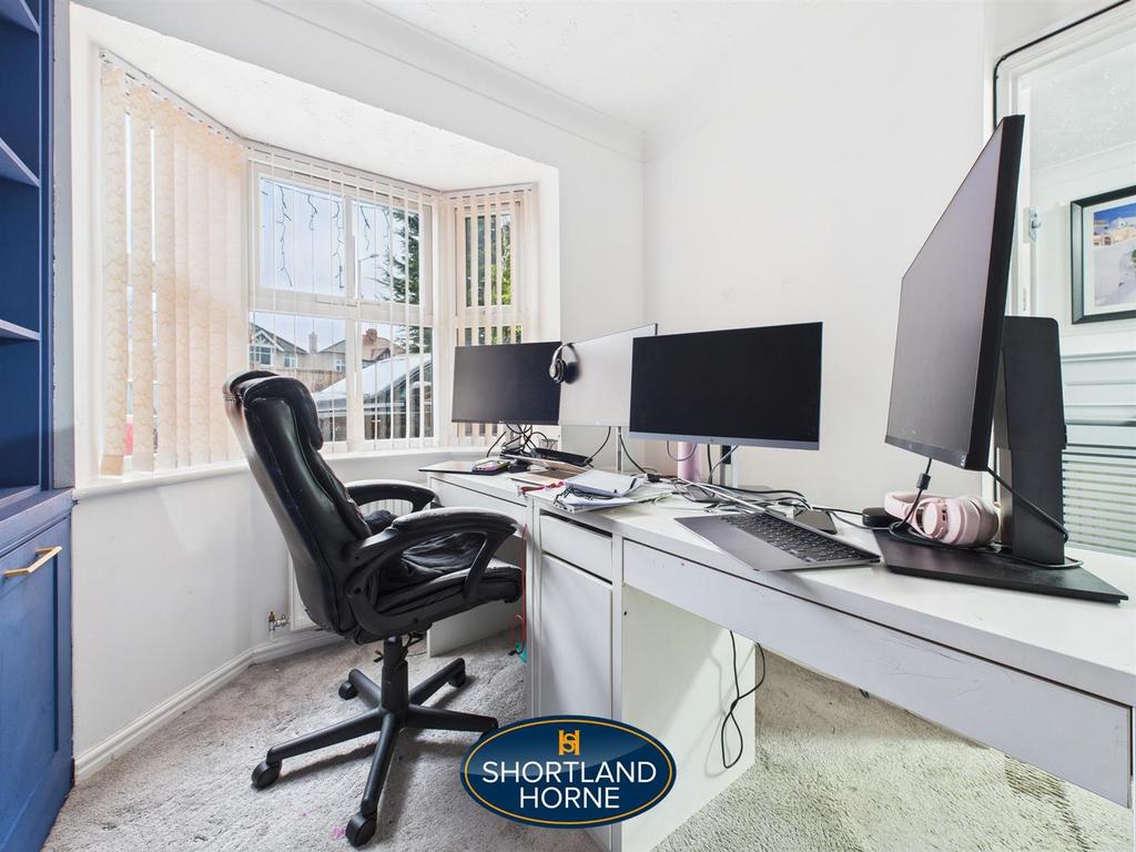 CAM04377 G0-PR0056-STILL003.jpg