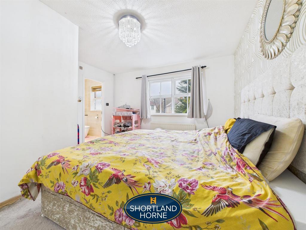 CAM04377 G0-PR0056-STILL020.jpg