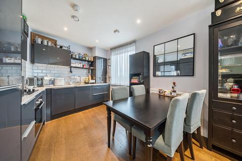 undefined, Kenneth Way, London
