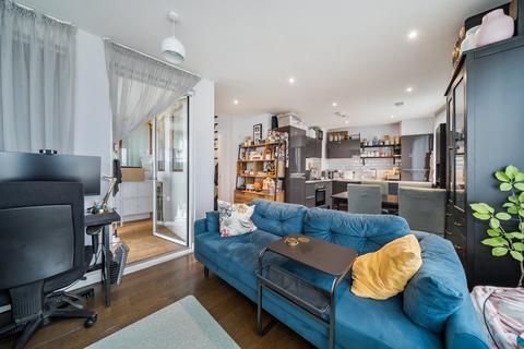 1 bedroom apartment for sale, Kenneth Way, London