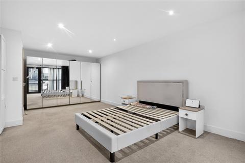 undefined, Bell Yard Mews, London, SE1