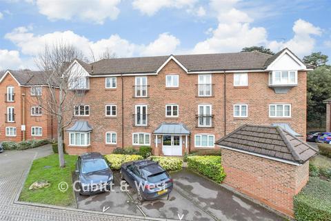 undefined, Kingsfield Way, Redhill RH1