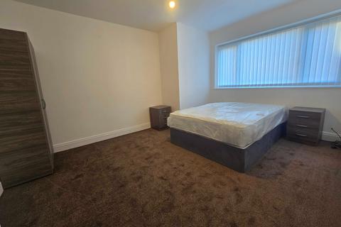 1 bedroom flat to rent, Birch Lane, Manchester M13